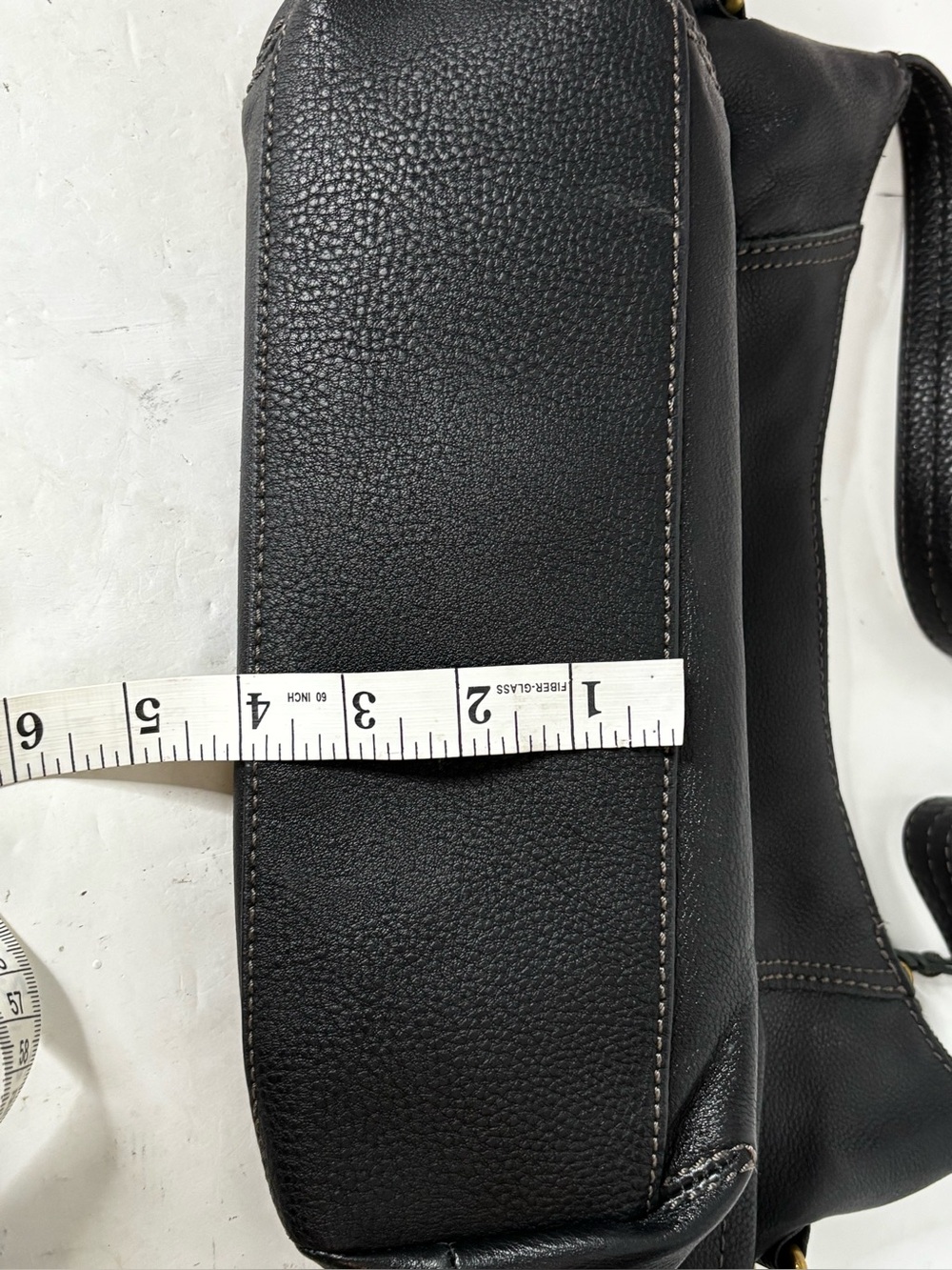 The Sak Black Pebbled Leather Shoulder Bag - Picture 7 of 10